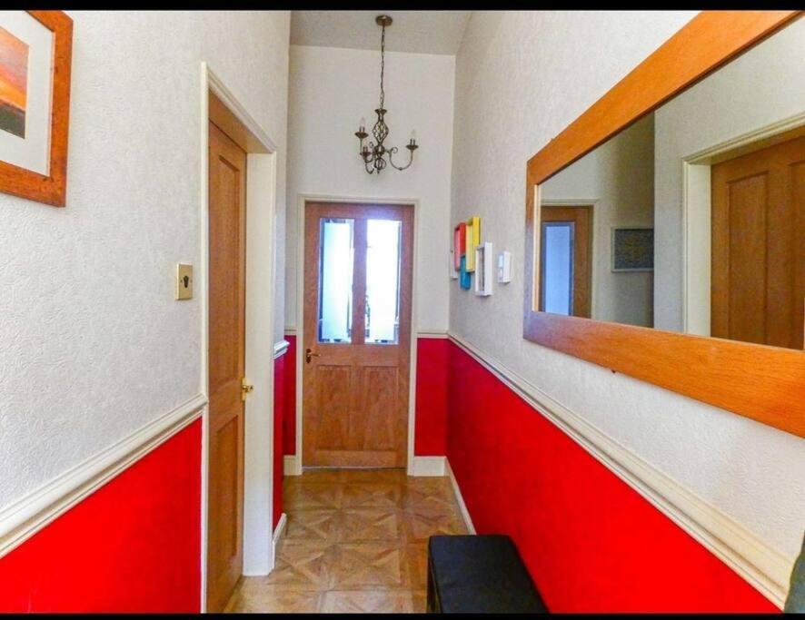 Sommerset Cottages - 2 Bedroom House Сандерленд Екстер'єр фото